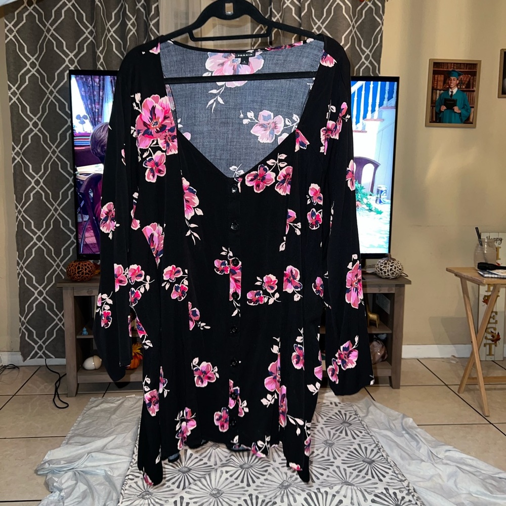 Torrid flower blouse